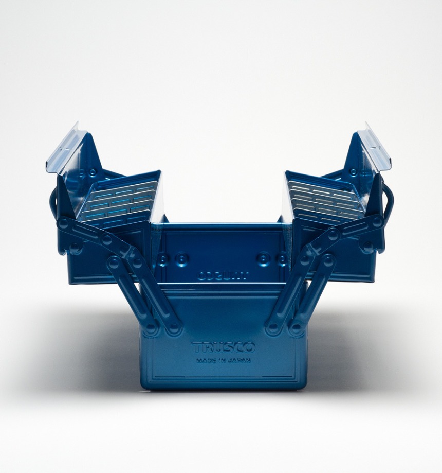trusco04-935-xxx.jpg
